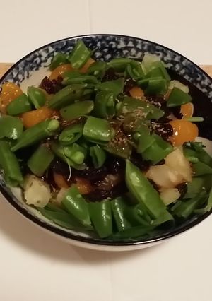 A picture of Fruit / Veggie Salad.