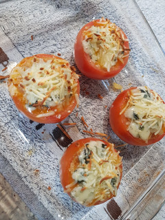 Una foto de Tomates rellenos