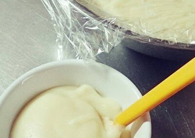 Recipe of Award-winning Soft Custard Cream with One Whole Egg in a Microwave