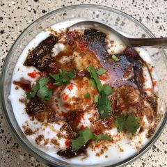 A picture of Dahi vada.