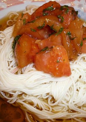 A picture of Tomato Sauce Chilled Somen Noodles.