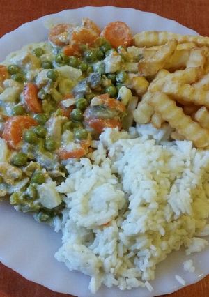 Tejszines zöldséges csirkemell gombával recept fotója