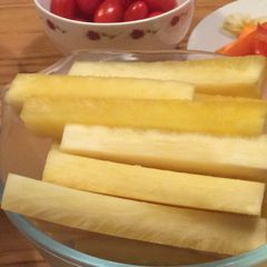 A picture of Frozen Pineapple Cores.