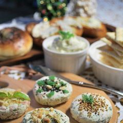 A picture of Versatile Herb Cheese.