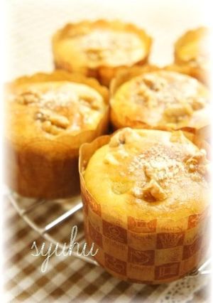 A picture of Easy Pancake Mix Camembert and Banana Muffins.