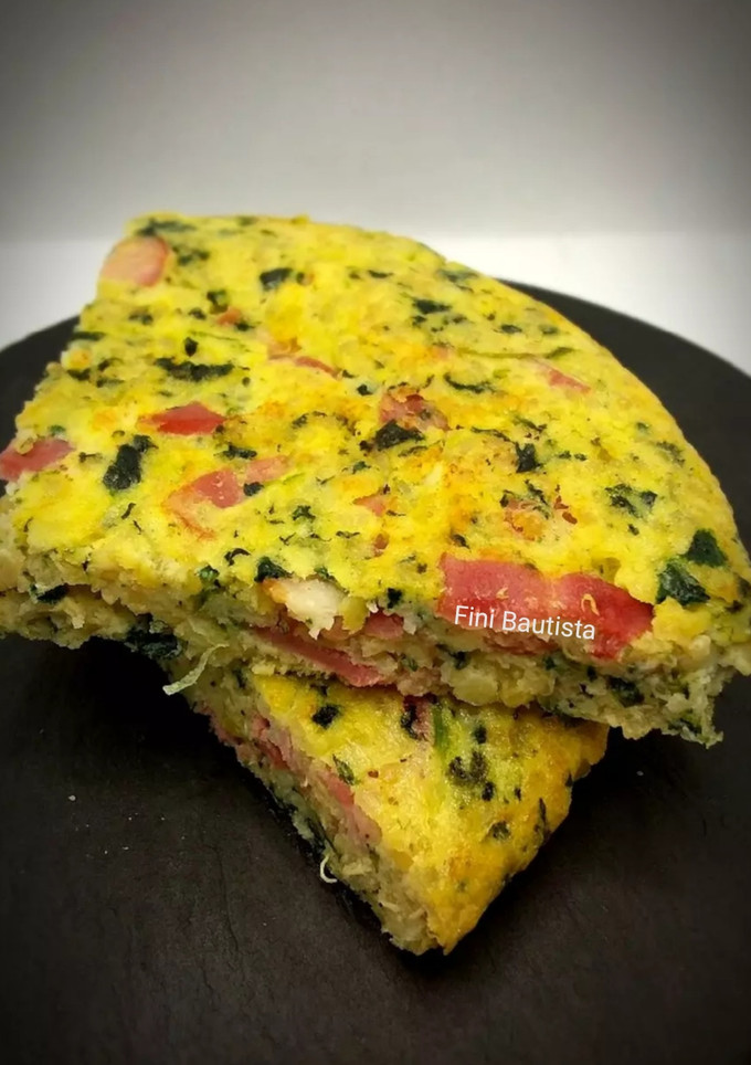 Una foto de Tortilla de quinoa patata y espinaca con bacon (aprovechamiento)