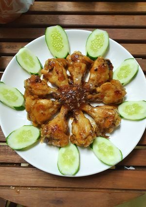 Hình của món Cánh gà chiên mắm.