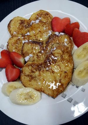 A picture of French toast(valentine breakfast idea)by Pam....