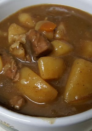A picture of Crock pot chuck roast.