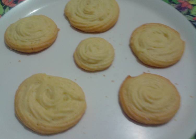 Recipe of Speedy Vanilla cookies