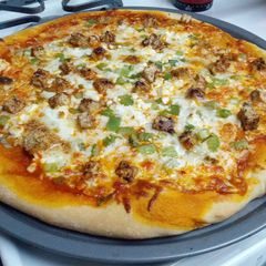 A picture of Buffalo Tofu Pizza.