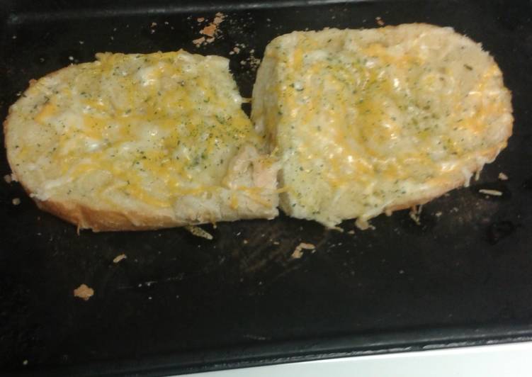 Cheesy Garlic Bread