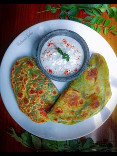 পালং পরোটা (palang parota recipe in bengali) রেসিপির প্রধান ছবি