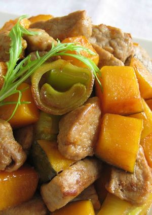A picture of Japanese-Style Stir-Fried Pork and Kabocha with Gochujang.