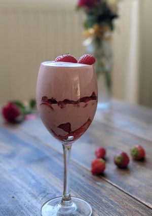 A picture of Fresh Strawberry Mousse.