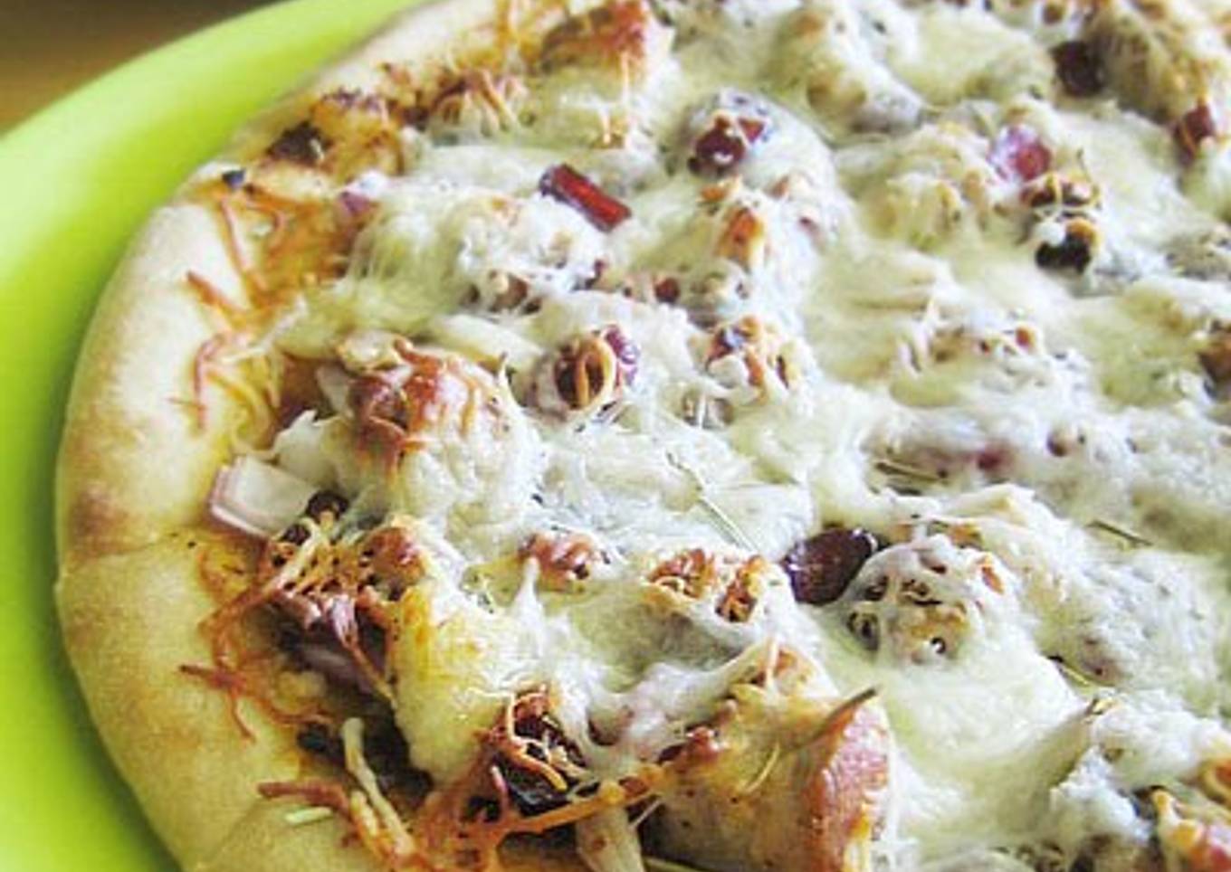 Chicken & Cranberry Pizza