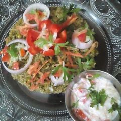 A picture of Hariyali pulav.