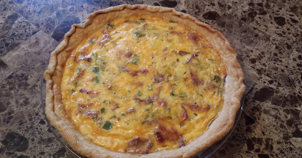 The Best Bacon And Cheese Quiche Recipe by Deb Snider - Cookpad