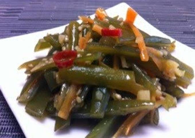 Korean Stir-Fried Wakame Stems