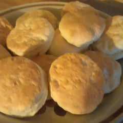 A picture of Southern Style Buttermilk Biscuits.
