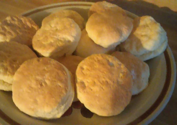 Steps to Prepare Super Quick Homemade Southern Style Buttermilk Biscuits