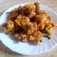 A picture of Pakoda.