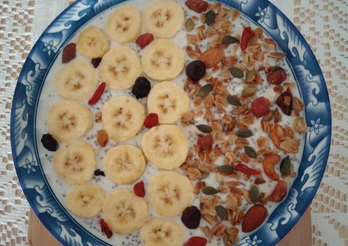 Resipi Overnight Oat Banana Mixed Berries And Granoila Eat Clean Oleh Fimo Cookpad