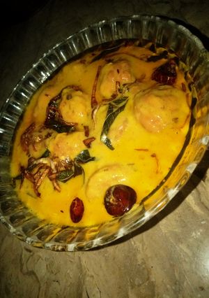 A picture of Karhi Pakora.