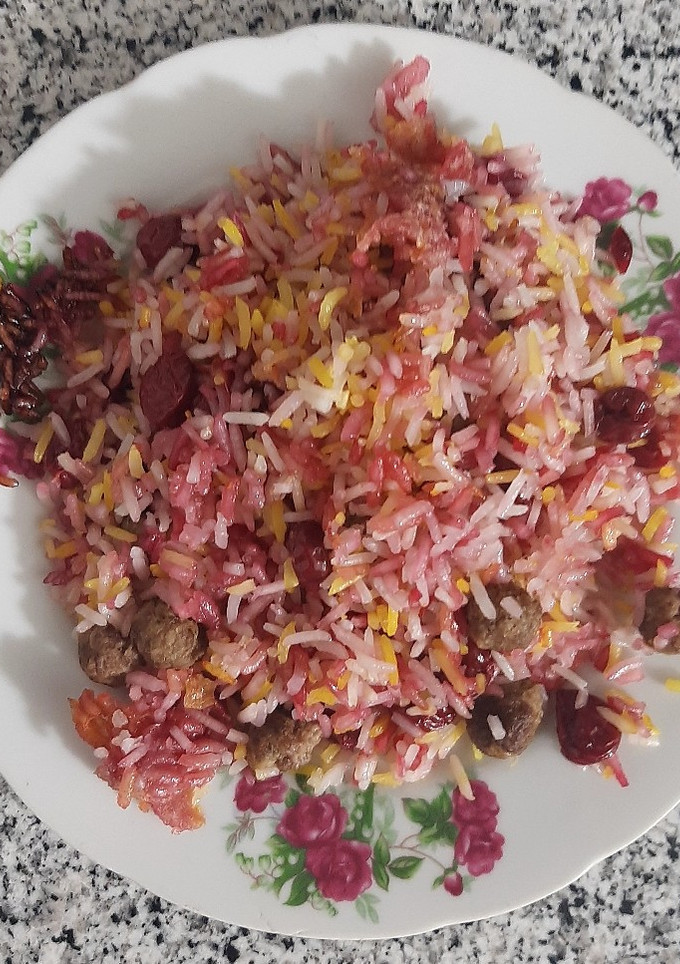 عکسی از دستور آلبالو پلو 😍🤩