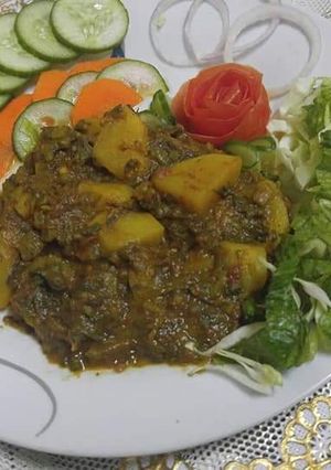 A picture of Baghair oil ke Aalu palak.