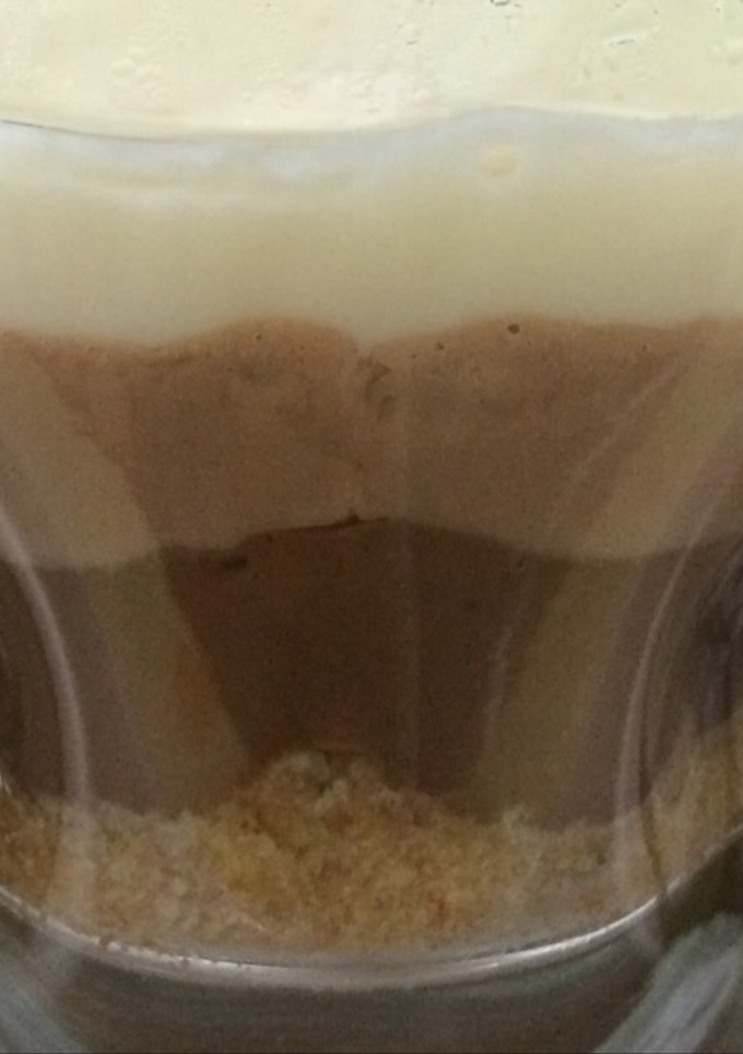 Una foto de Tarta tres chocolates thermomix