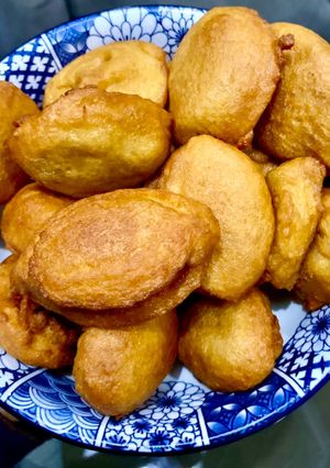 A picture of Kosai (bean cake).