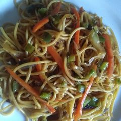 A picture of Veg chilli noodles.