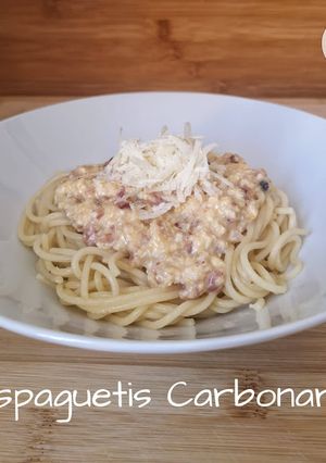 Una foto de Espaguetis Carbonara