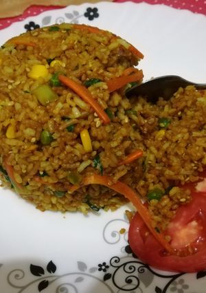 A picture of Fried vegetable rice.