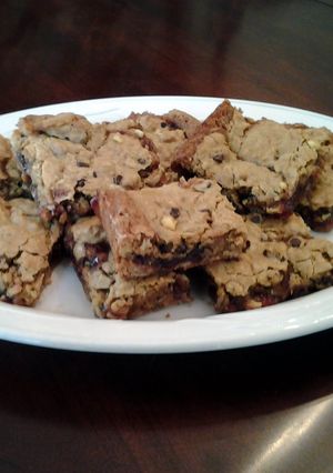 A picture of Cranberry Bars.