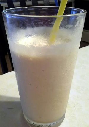 A picture of Brenda's Starbucks Lite Frappuccino.