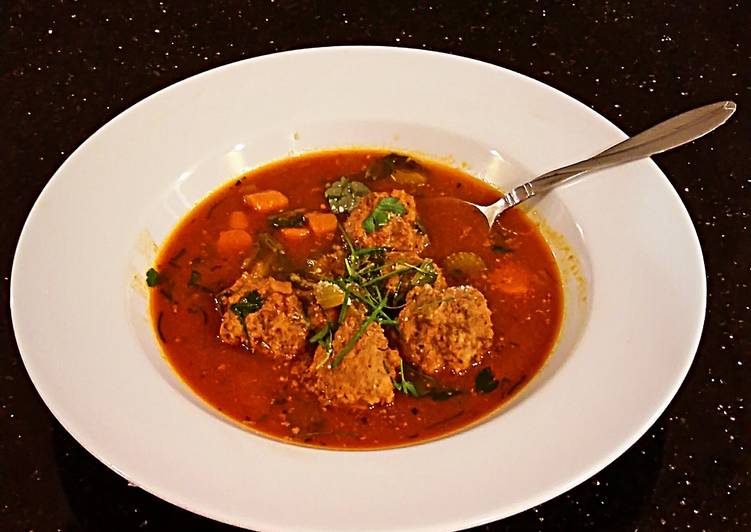 Meatballs in Tomato Vegetable Broth