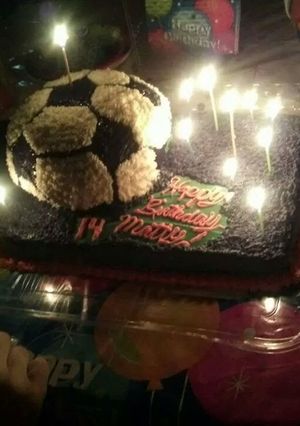 A picture of Carvable, Stackable Chocolate Cake!.