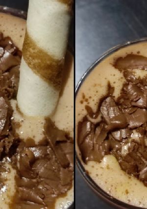 હોટ ચોકલૅટ (Hot Chocolate Recipe In Gujarati) રેસીપી મુખ્ય ફોટો