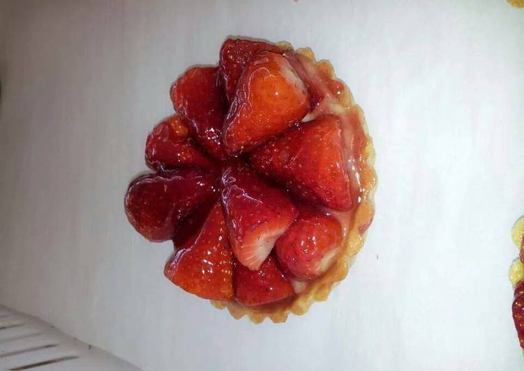 Sweet lining pastry