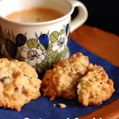 A picture of Oatmeal Cookies.