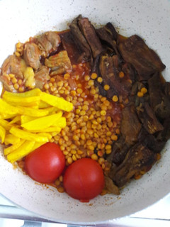 عکسی از دستور خورشت قیمه بادمجان