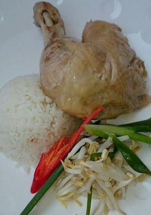 A picture of Chicken Rice Dinner Set.