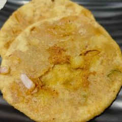 Aloo Pyaz Ki Kachori A picture of Aloo Pyaz Ki Kachori.