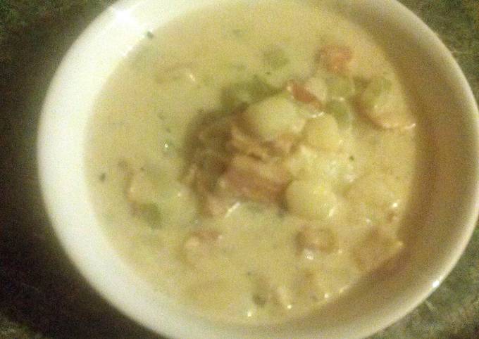 Potatoe and bacon soup