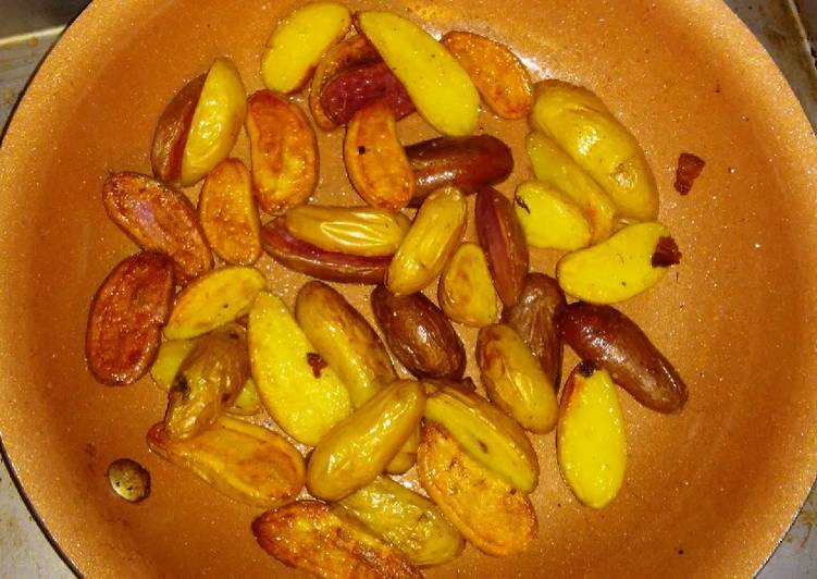Simple Way to Prepare Quick Roasted Fingerling Potatoes