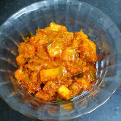 A picture of Mango pickle.