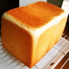 A picture of Standard Square Pullman Loaf.