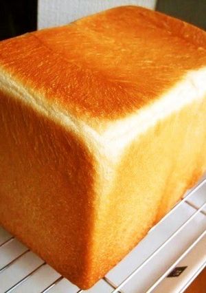 A picture of Standard Square Pullman Loaf.